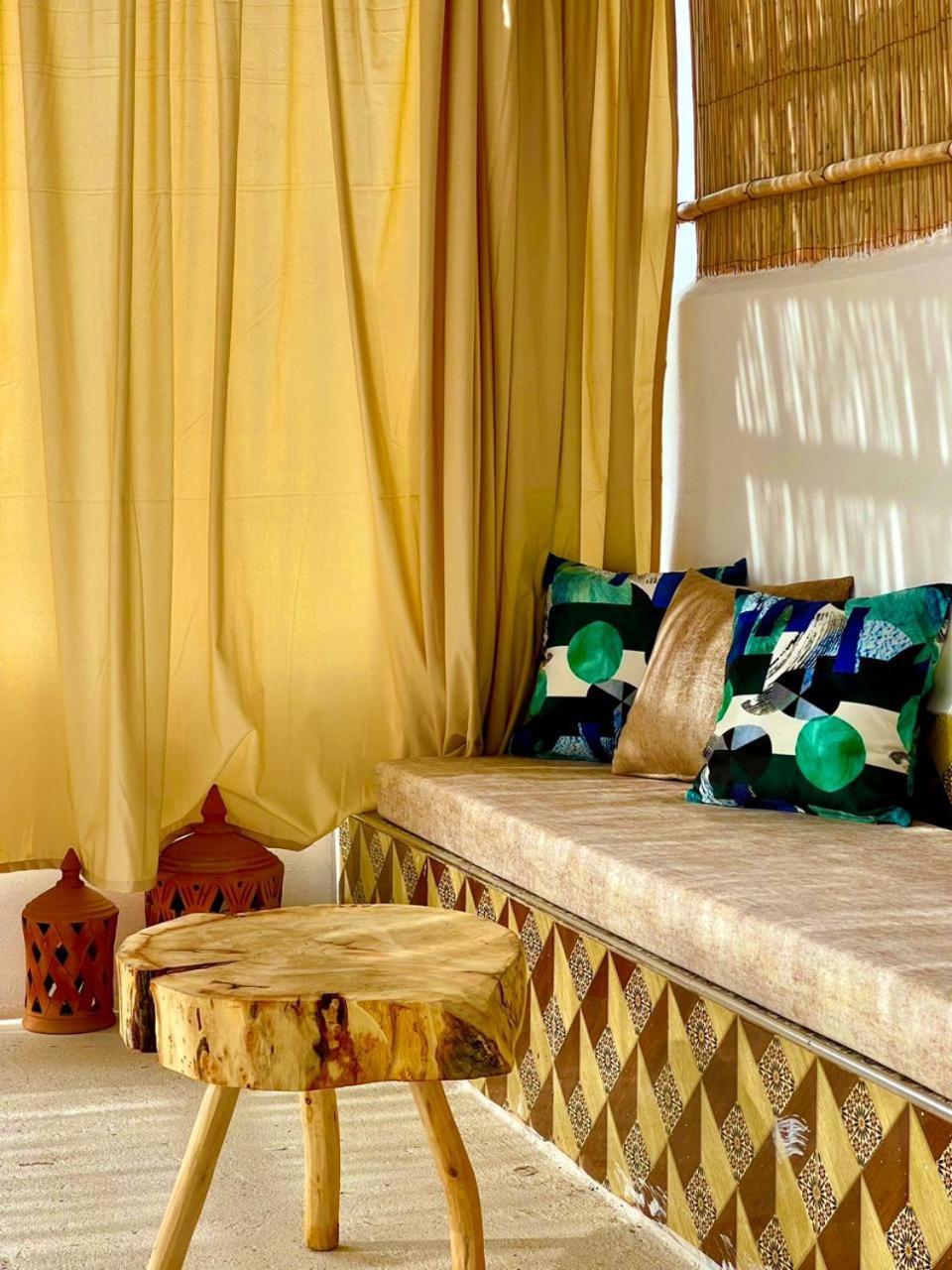 Surf & Salsa Ocean House Bed & Breakfast Tamraght Екстериор снимка