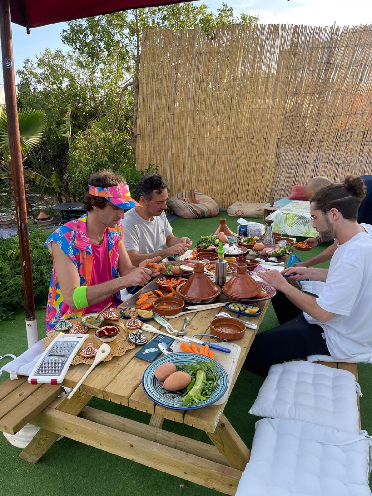 Surf & Salsa Ocean House Bed & Breakfast Tamraght Екстериор снимка